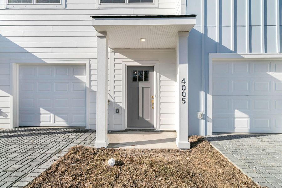 Exterior details and patio area of a home in , North Charleston (Image 3).