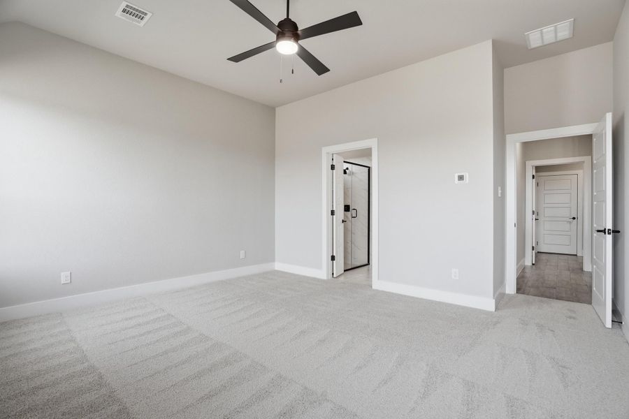 Spacious, unfurnished interior of a new home in Taylor Ranch, Springtown (Image 34).