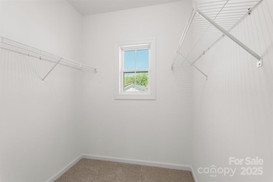 Image 28 of a home in .