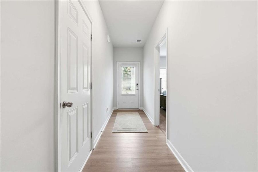 Spacious, unfurnished interior of a new home in Neely Farm, Covington (Image 22).