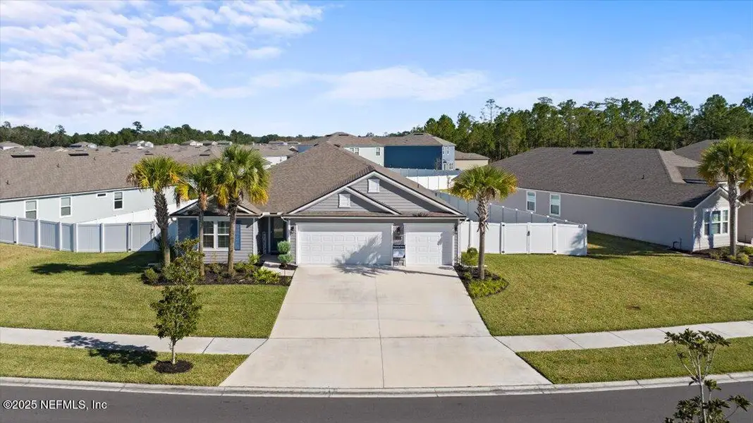 Image 29 of a home in Cross Creek.