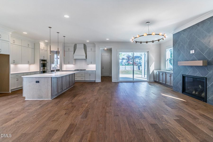 1529_SALEM CHURCH_INTERIOR_08