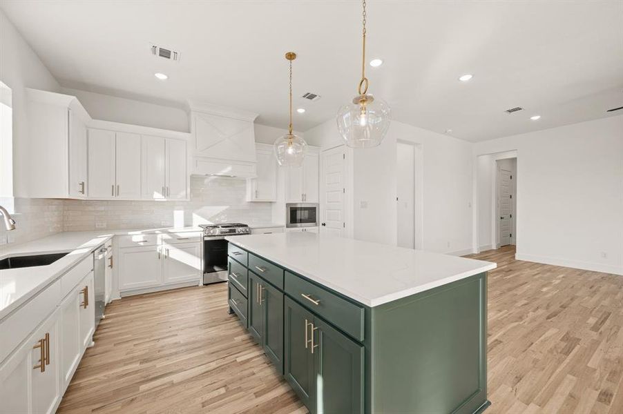 Furnished interior view inside a new home in Rocky Top Ranch, Reno (Image 8).
