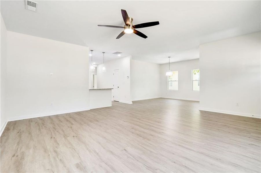 Spacious, unfurnished interior of a new home in , Cedartown (Image 18).