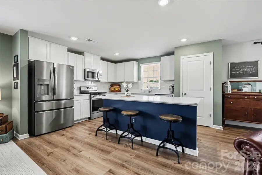 Furnished interior view inside a new home in Walkers Mill, Edgemoor (Image 12).