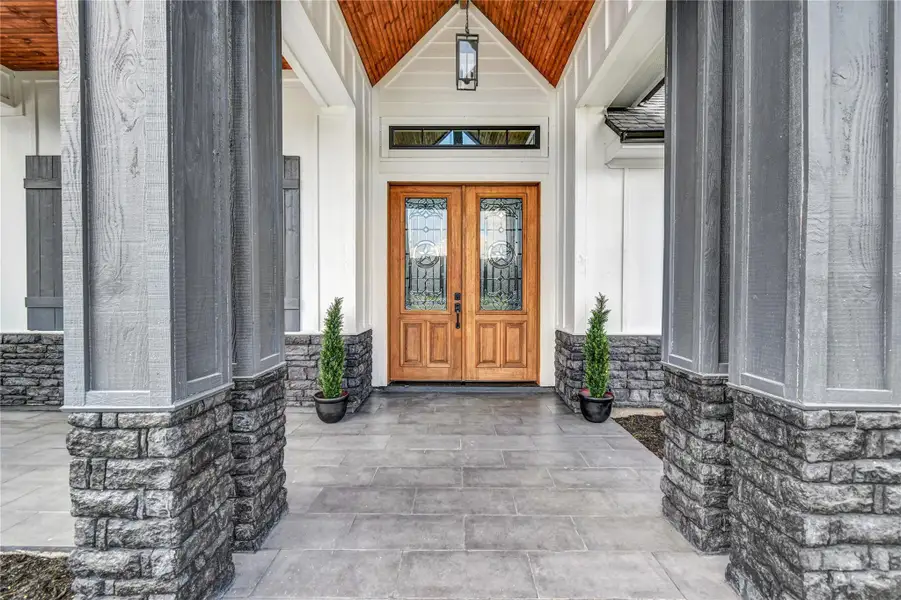 Front Entrance Front Entrance
