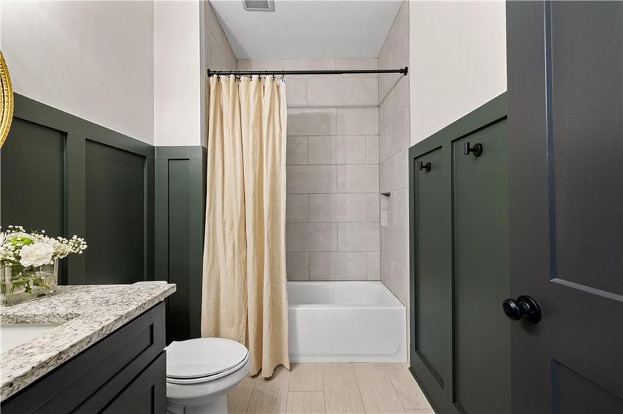 Furnished interior view inside a new home in , Winston (Image 37).