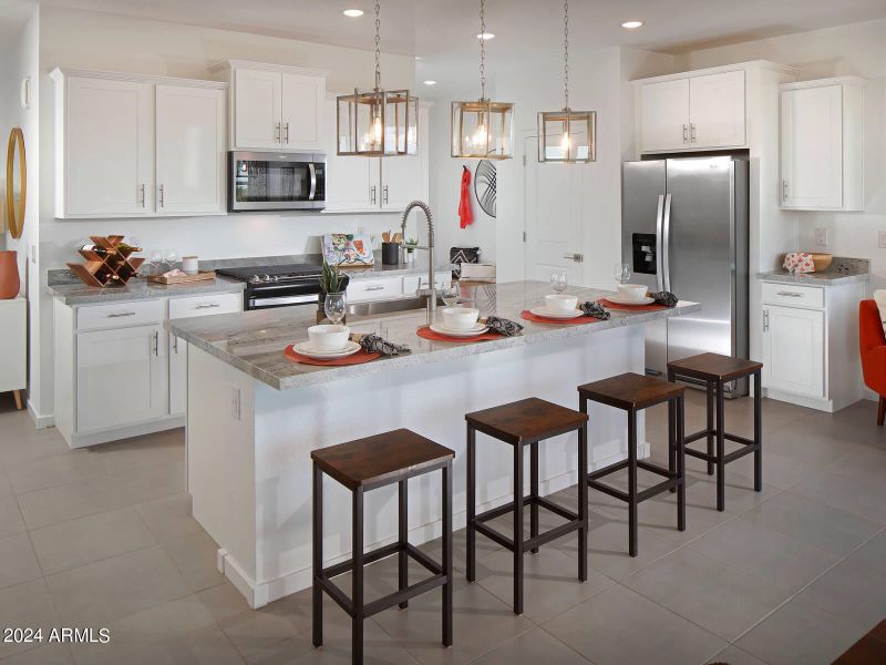 PHX_BellaVista_Leslie_Distinct_Kitchen1