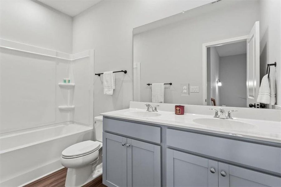 Furnished interior view inside a new home in Edgewater, Canton (Image 7).