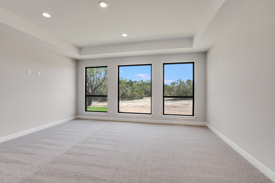 Representative unfurnished interior of a home built from the San Simeon I by Giddens Homes in Clearwater Ranch, Liberty Hill (Image 500).