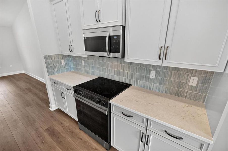 Furnished interior view inside a new home in , Palm Coast (Image 7).
