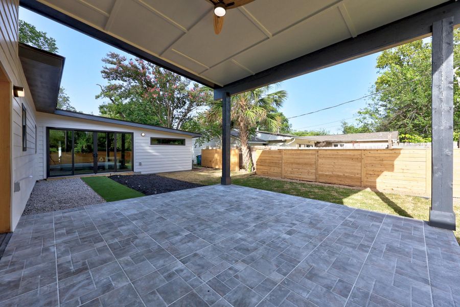 A spacious covered patio provides an ideal setting for outdoor enjoyment and relaxation. A spacious covered patio provides an ideal setting for outdoor enjoyment and relaxation.