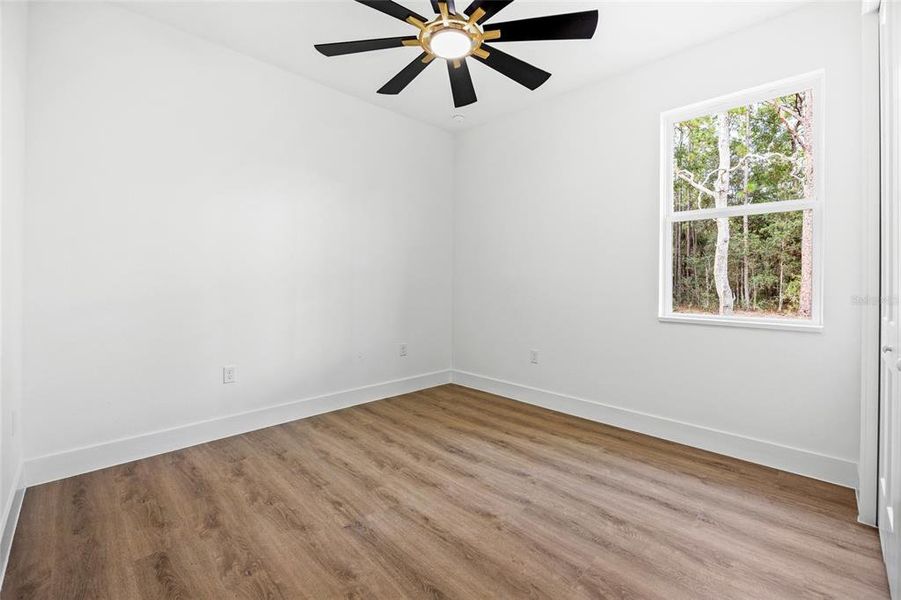 Spacious, unfurnished interior of a new home in , Ocala (Image 16).