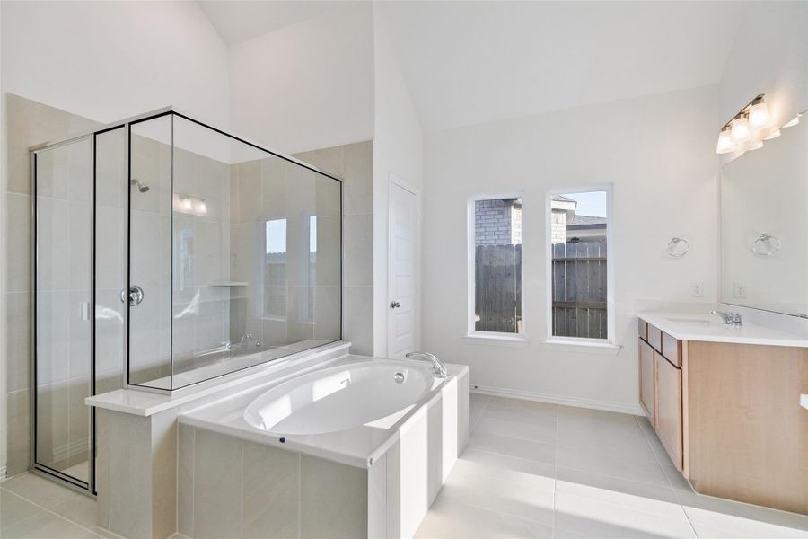 Furnished interior view inside a new home in Brookewater, Rosenberg (Image 12).