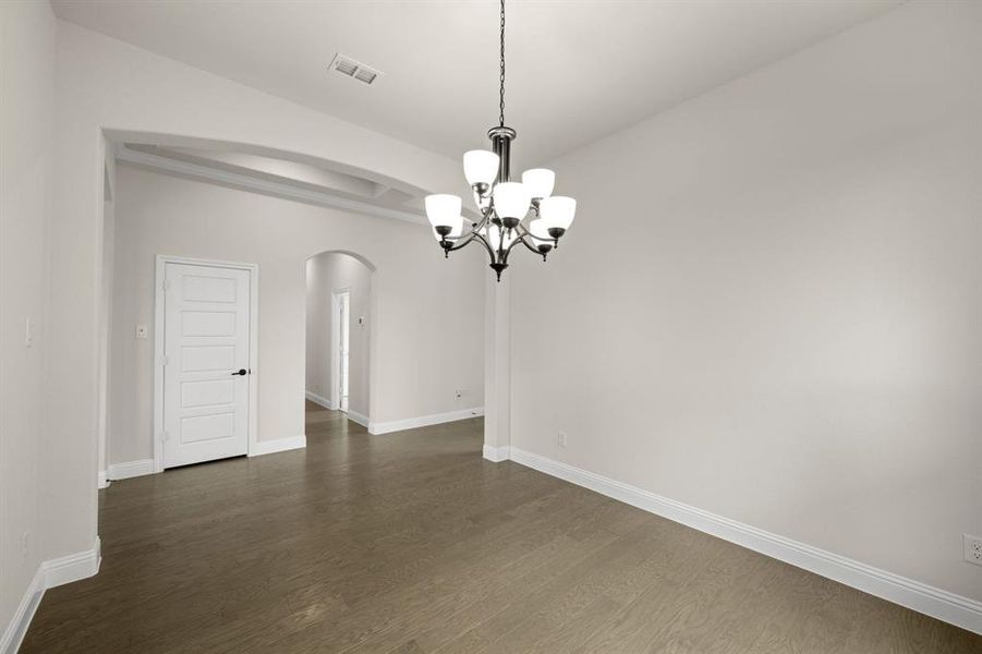 Spacious, unfurnished interior of a new home in Mockingbird Hills, Joshua (Image 23).