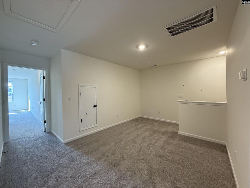 Spacious, unfurnished interior of a new home in Dunbar Village, Cayce (Image 34).