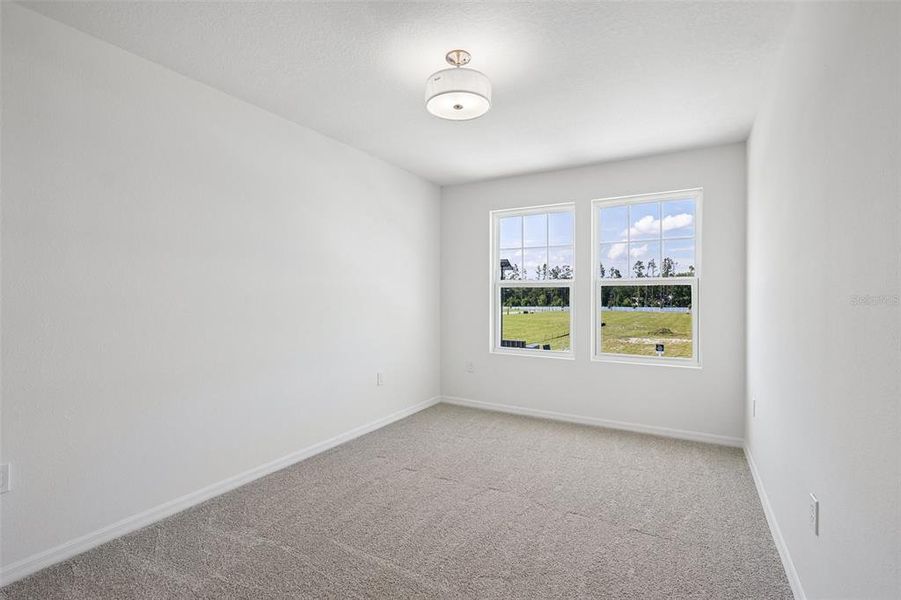Spacious, unfurnished interior of a new home in Twin Oaks, Zephyrhills (Image 30).