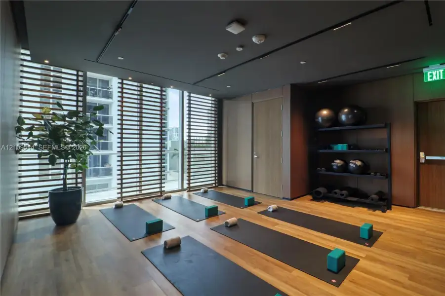 Community amenities in , Miami (Image 83).