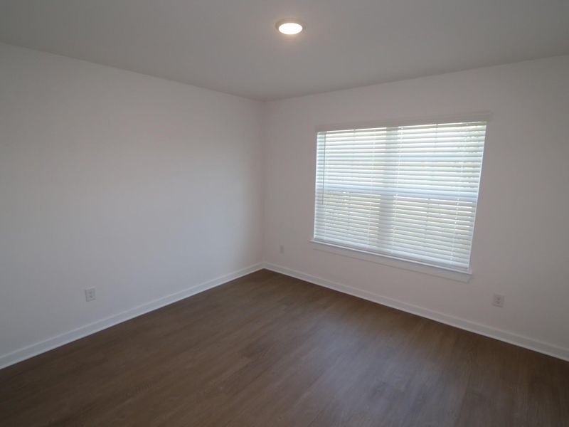 Spacious, unfurnished interior of a new home in Lago Mar, Santa Fe (Image 19). Spacious, unfurnished interior of a new home in Lago Mar, Santa Fe (Image 19).