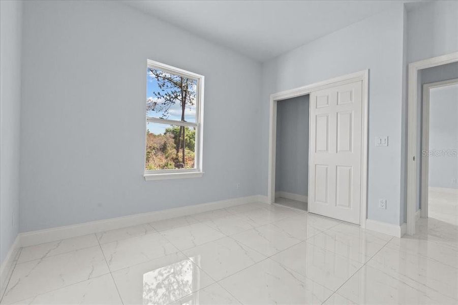 Spacious, unfurnished interior of a new home in , Deltona (Image 29).