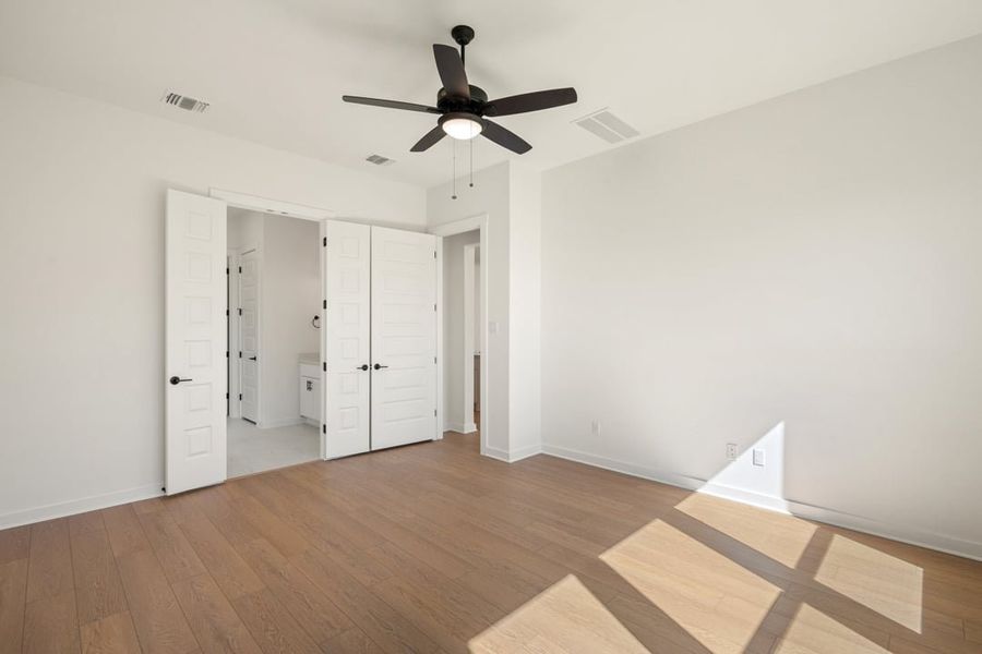 Spacious, unfurnished interior of a new home in Park Collection At Park Central, Georgetown (Image 30). Spacious, unfurnished interior of a new home in Park Collection At Park Central, Georgetown (Image 30).