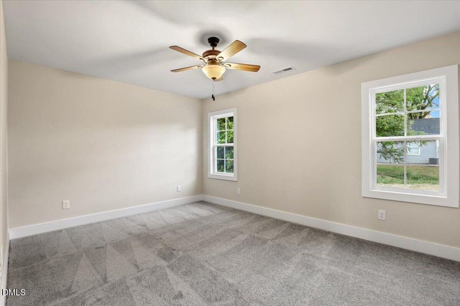 27-509 E Harnett St-27