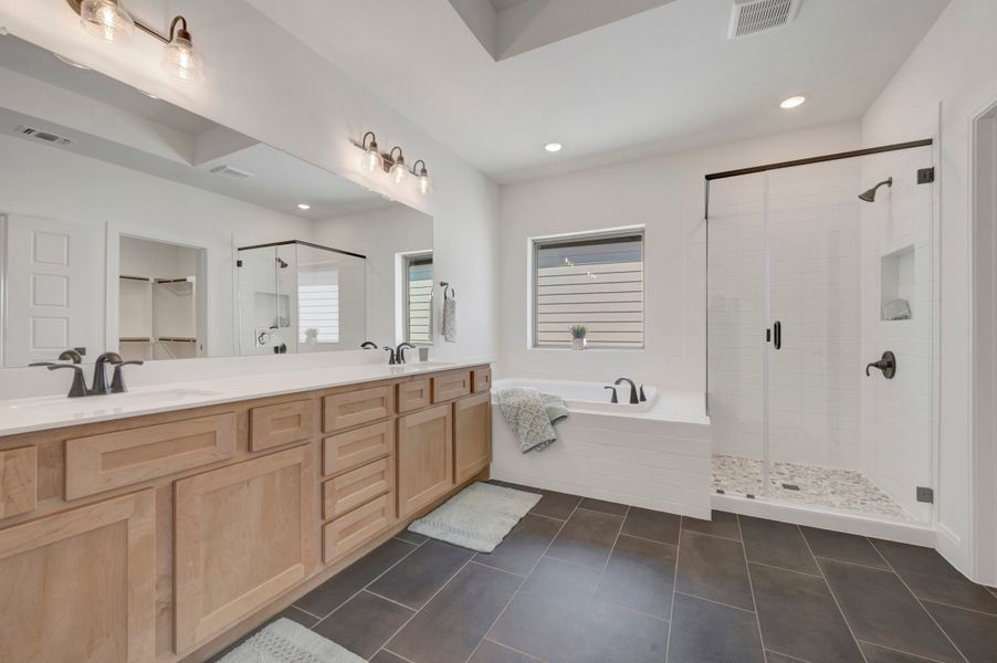 Owner's Bath Owner's Bath