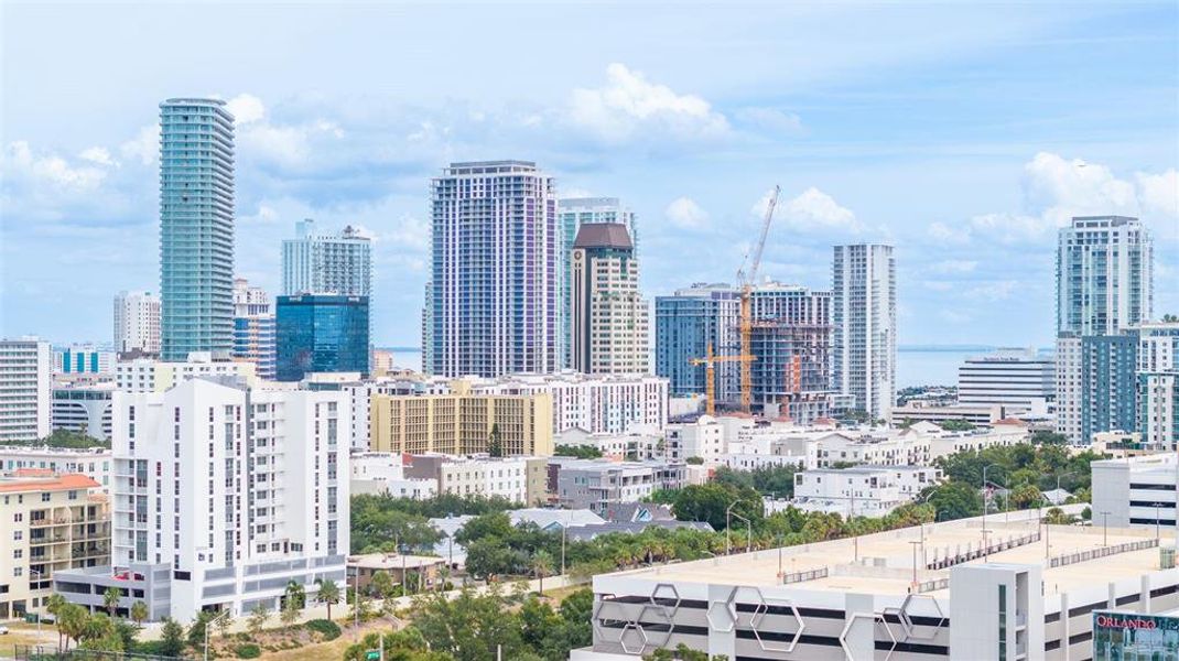 Condo located in St. Petersburg, FL showcasing its design and architecture (Image 3). Condo located in St. Petersburg, FL showcasing its design and architecture (Image 3).