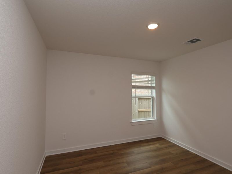 Spacious, unfurnished interior of a new home in Sorella, Tomball (Image 20). Spacious, unfurnished interior of a new home in Sorella, Tomball (Image 20).