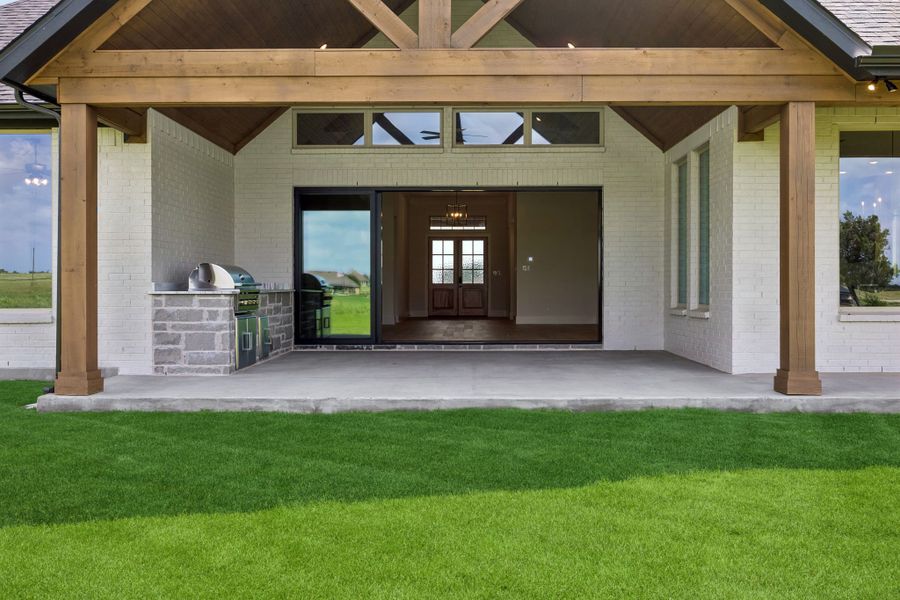 Exterior details and patio area of a home in The Retreat, Cleburne (Image 19). Exterior details and patio area of a home in The Retreat, Cleburne (Image 19).