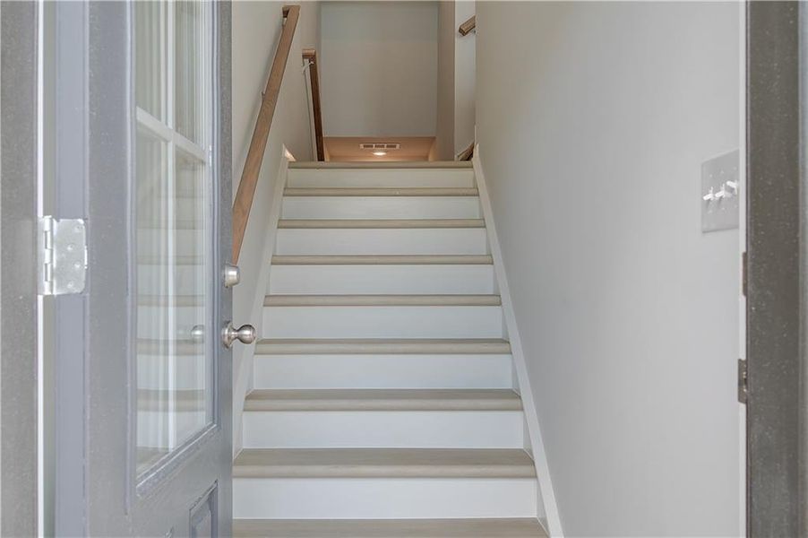 Spacious, unfurnished interior of a new home in Daybreak, Newnan (Image 14).