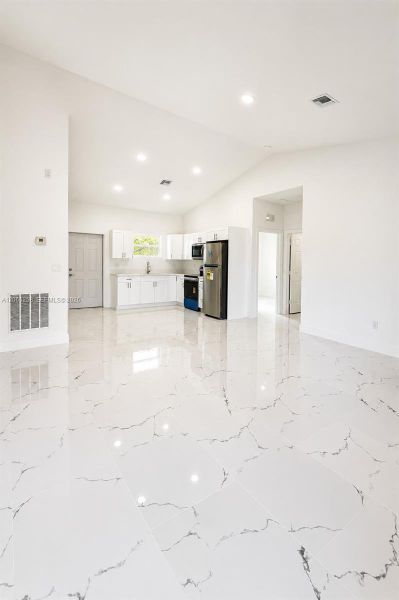 Spacious, unfurnished interior of a new home in , Labelle (Image 6). Spacious, unfurnished interior of a new home in , Labelle (Image 6).