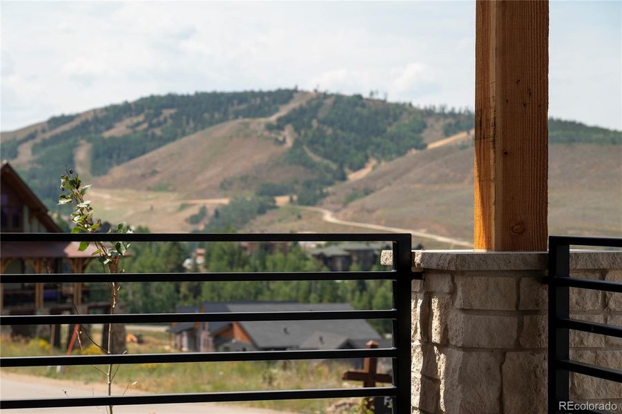 Image 39 of a home in .