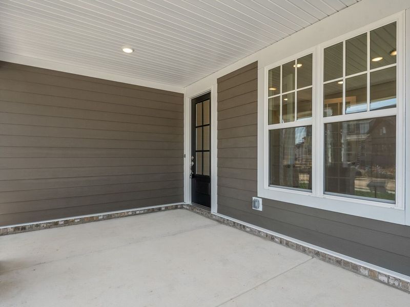 Exterior details and patio area of a home in Shelton Square, Murfreesboro (Image 3). Exterior details and patio area of a home in Shelton Square, Murfreesboro (Image 3).