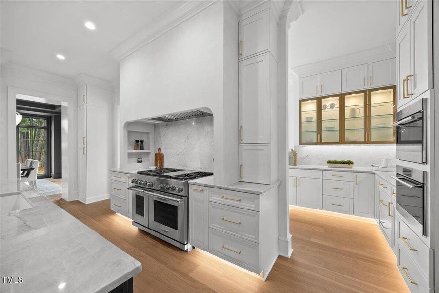 030-2A1A8251 030-2A1A8251