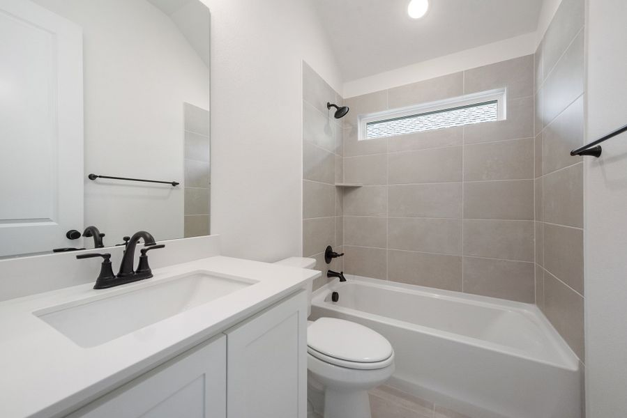 Furnished interior view inside a new home in Tavolo Park, Fort Worth (Image 11).