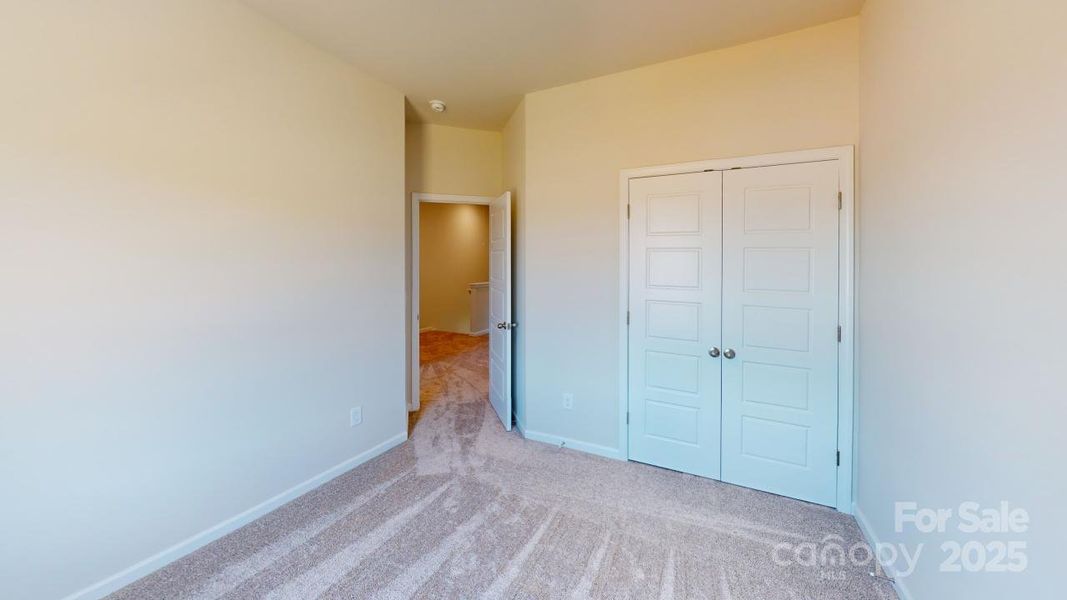 Spacious, unfurnished interior of a new home in Vanguard at Vermillion, Huntersville (Image 10).