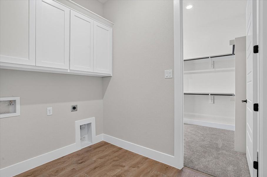 Spacious, unfurnished interior of a new home in Cartwright Ranch, Weatherford (Image 43). Spacious, unfurnished interior of a new home in Cartwright Ranch, Weatherford (Image 43).