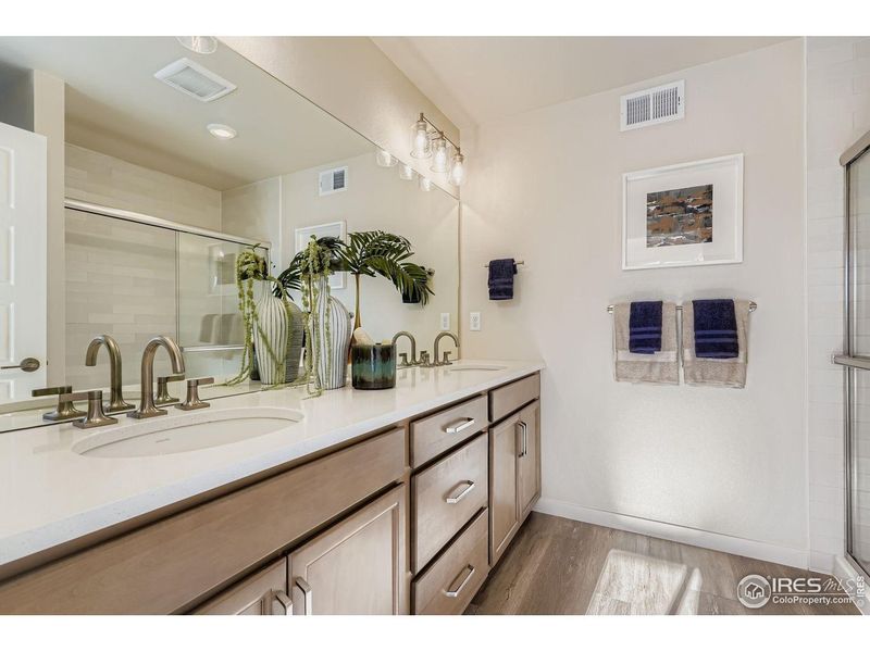 Furnished interior view inside a new home in Baseline, Broomfield (Image 36).