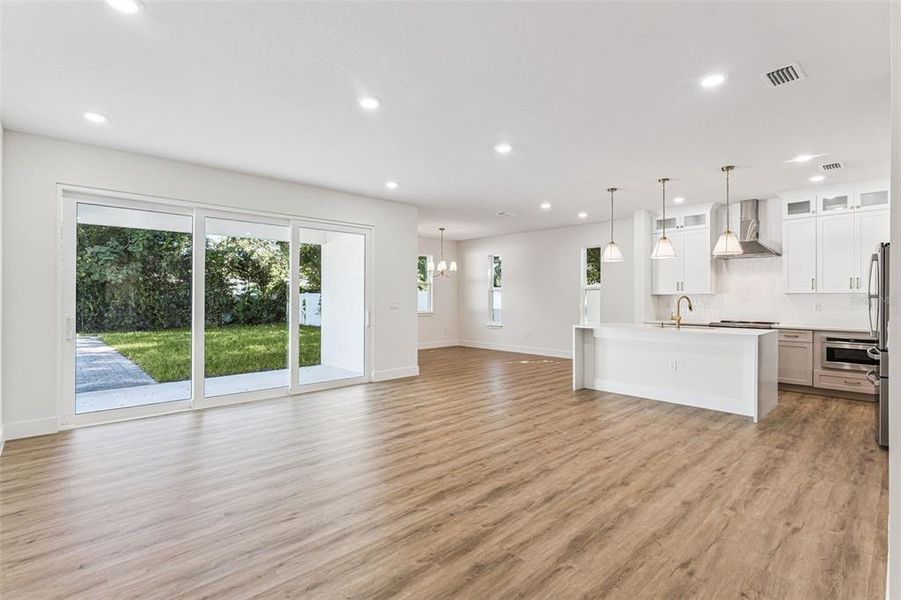 Spacious, unfurnished interior of a new home in , Belle Isle (Image 23).