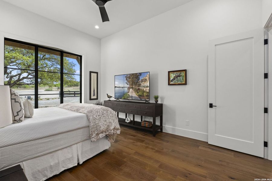 Furnished interior view inside a new home in , Boerne (Image 43).