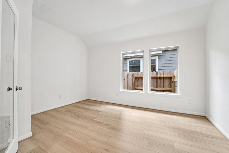 Spacious, unfurnished interior of a new home in Aldeana, Bonney (Image 17). Spacious, unfurnished interior of a new home in Aldeana, Bonney (Image 17).