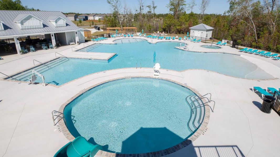 Community amenities in The Willows at Blake Farm, Wilmington (Image 28).