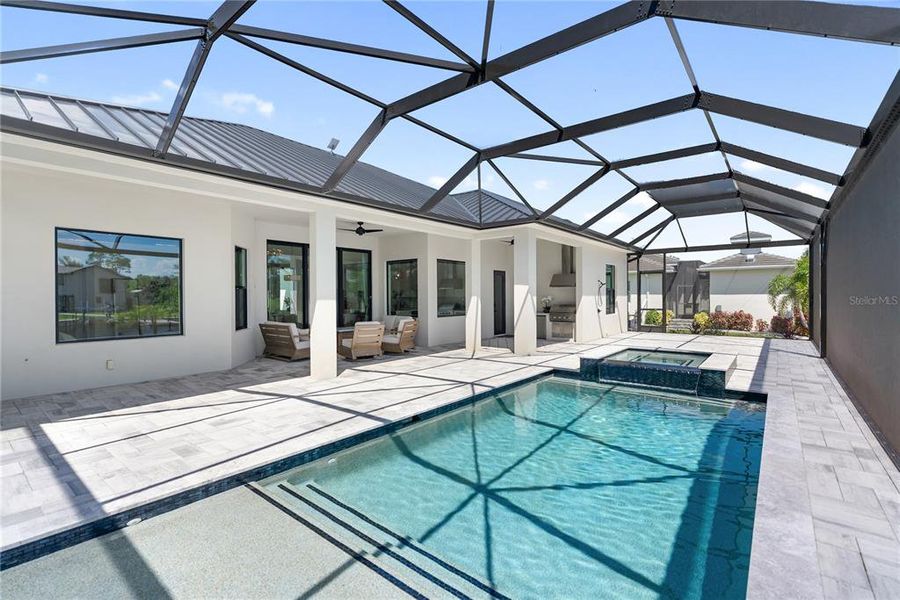 Exterior details and patio area of a home in , Port Charlotte (Image 31).