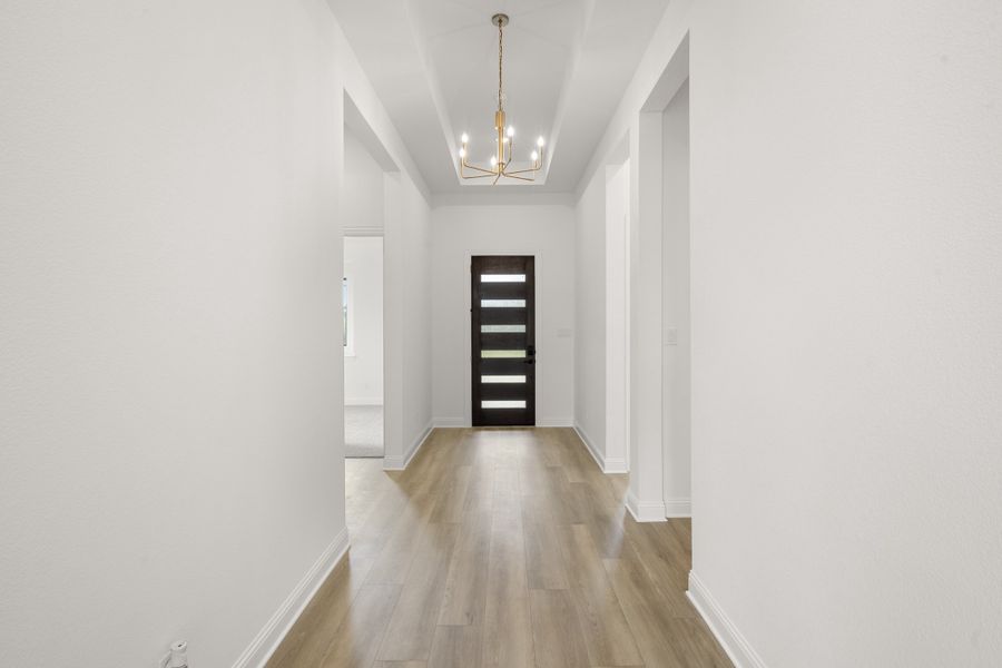 Spacious, unfurnished interior of a new home in Ridgepoint, Midlothian (Image 14).