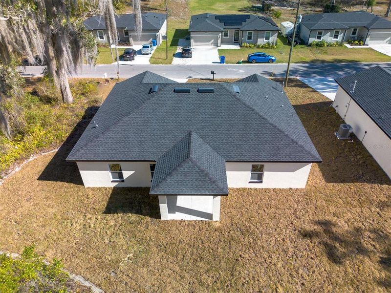 Exterior details and patio area of a home in , Deland (Image 17).