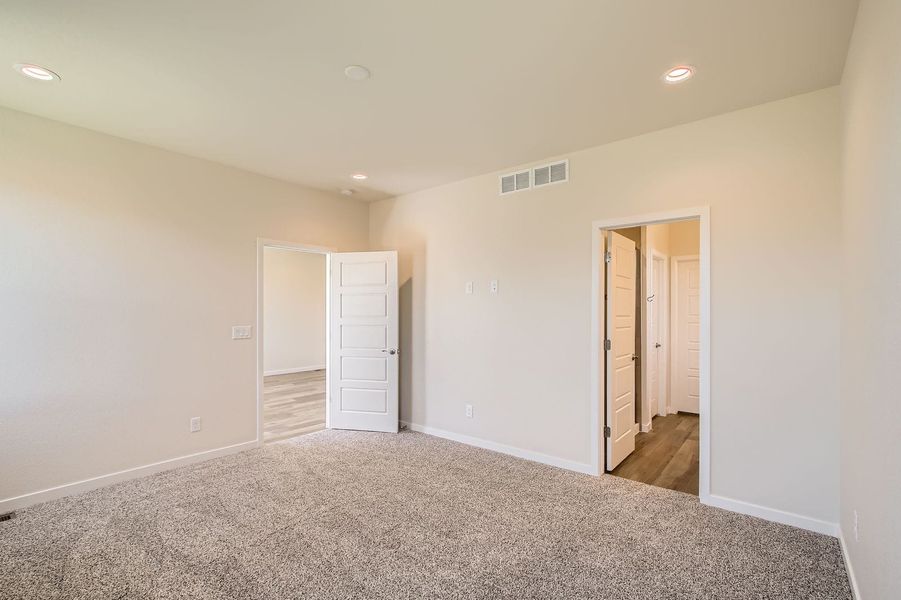 Representative unfurnished interior of a home built from the Pintail by View Homes in Buffalo Highlands – Commerce City, Commerce City (Image 14).