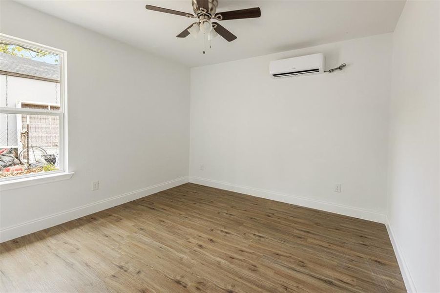 Spacious, unfurnished interior of a new home in , Mabank (Image 20). Spacious, unfurnished interior of a new home in , Mabank (Image 20).