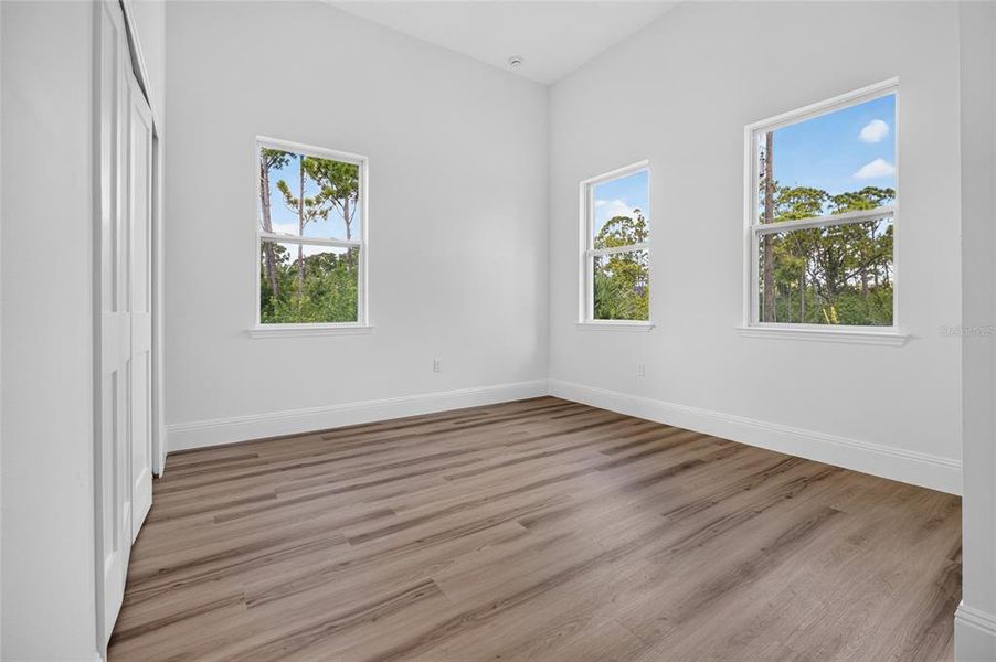 Spacious, unfurnished interior of a new home in , Port Charlotte (Image 43).