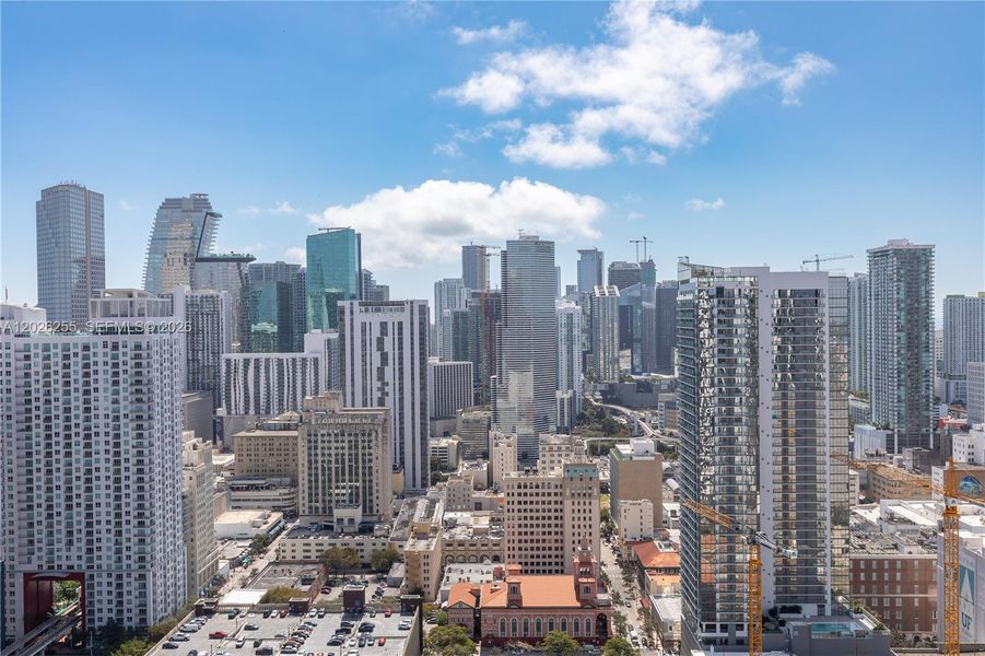 Condo located in Miami, FL showcasing its design and architecture (Image 25). Condo located in Miami, FL showcasing its design and architecture (Image 25).